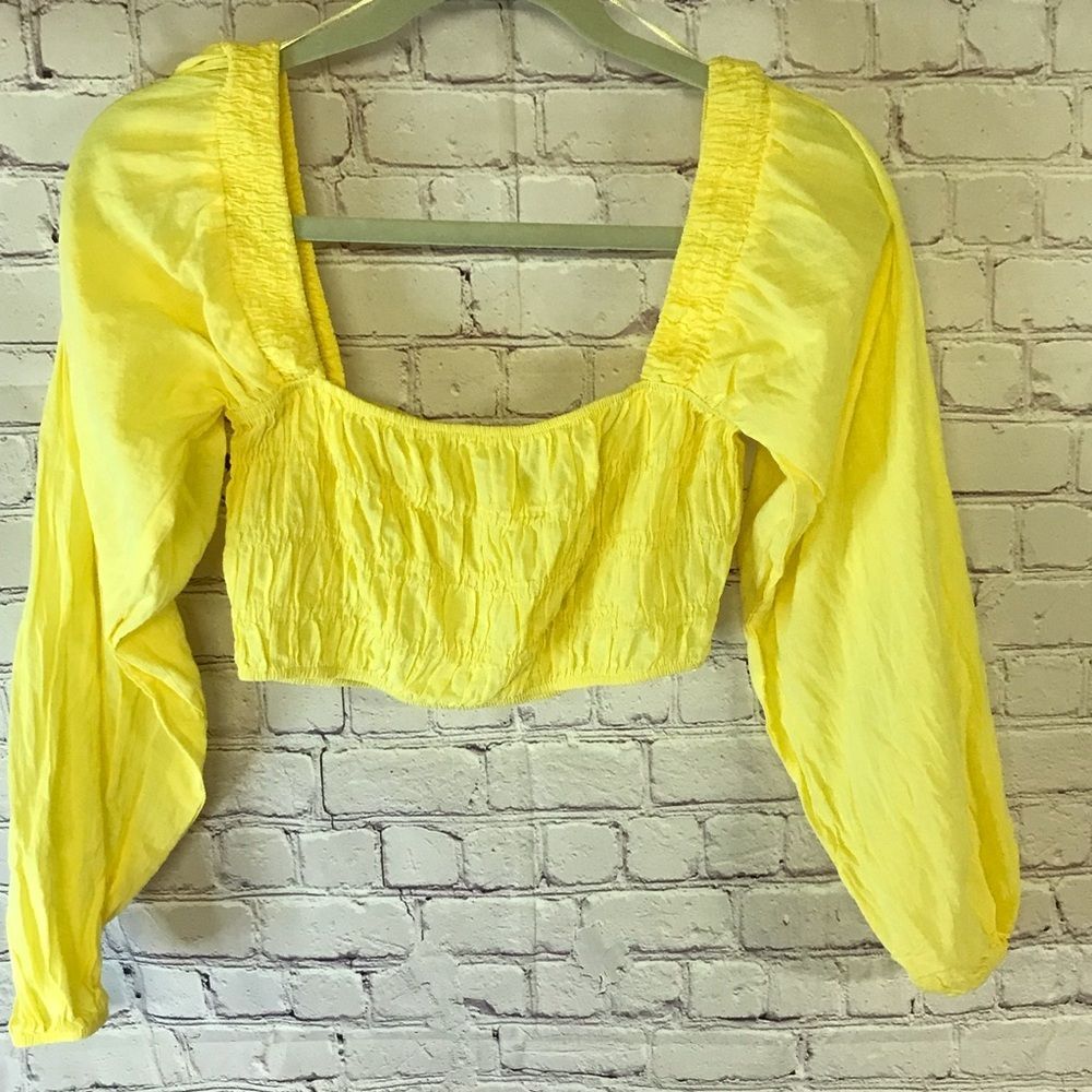 Bershka Yellow Longsleeve Pintuck Cropped Off Shoulder Cottagecore Size Small
